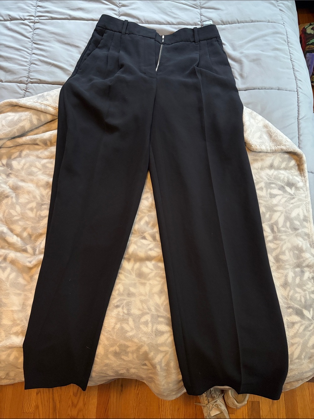 Aritzia Black Pleated Wide-Leg Trousers
